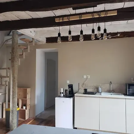 Maison Du Jaune Hébergement de vacances