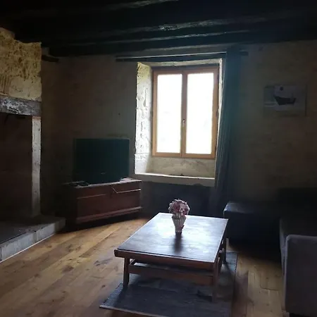 Maison Du Jaune * Tourtoirac